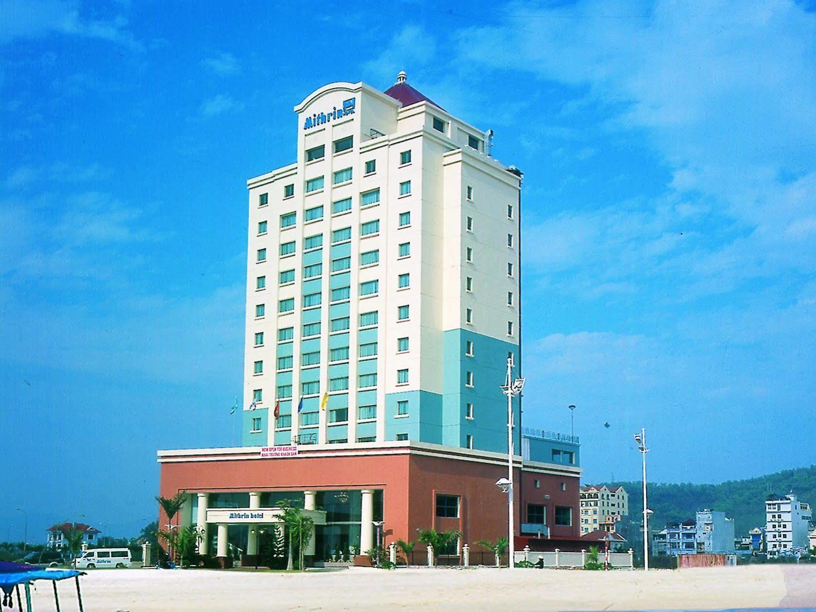 Mithrin Hotel Halong Ha Long Bagian luar foto